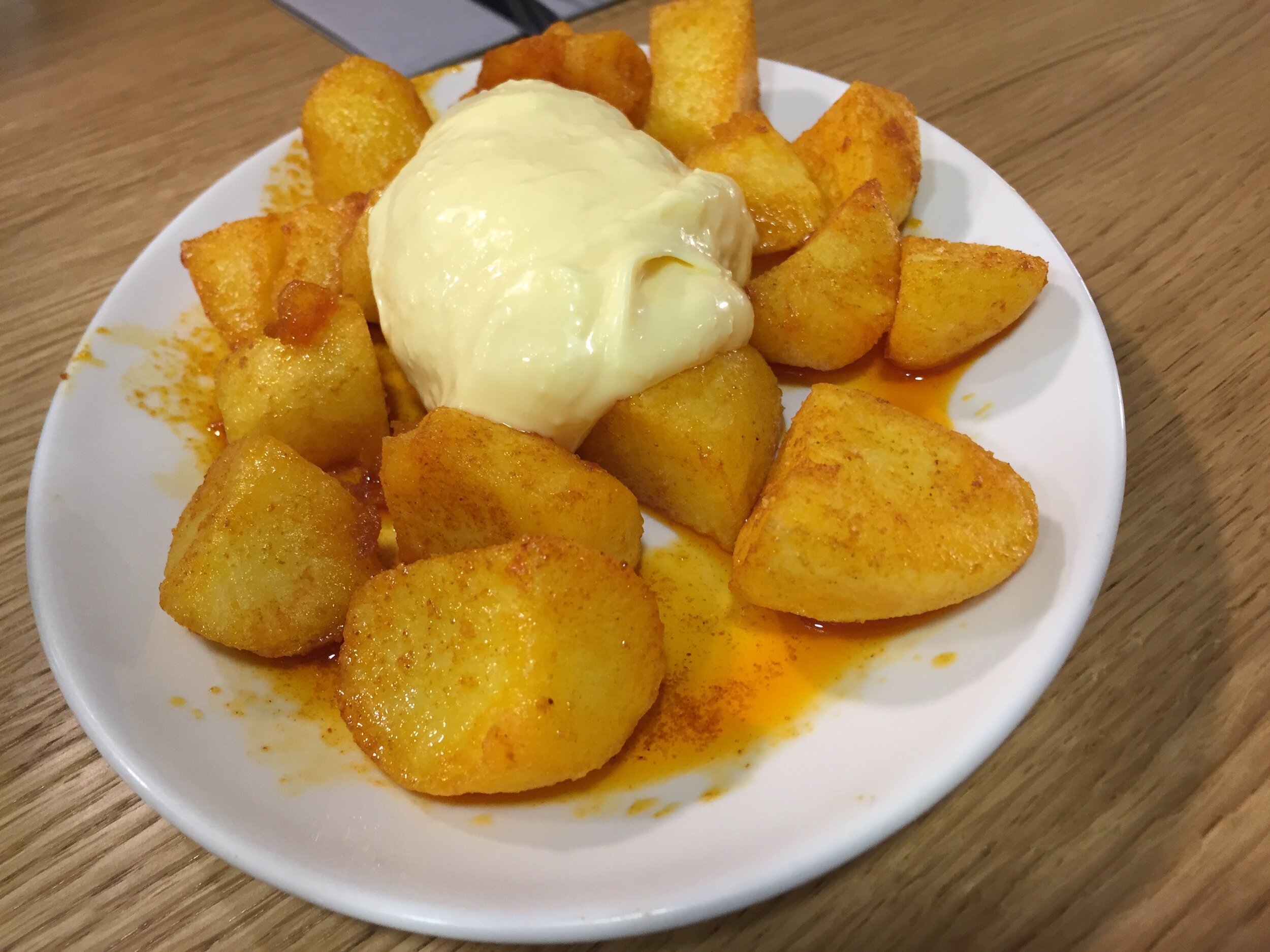 Patatas bravas